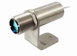 Non-contact temperature sensor